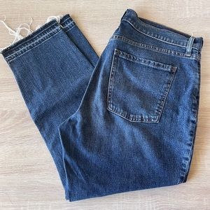 Old Navy Women’s size 12 Boyfriend jeans